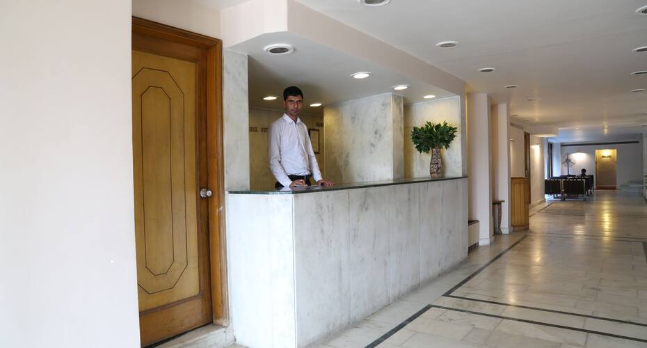 Hotel Zabarwan, Srinagar 4